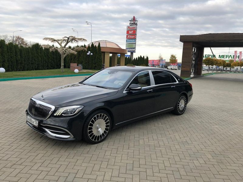 Mercedes-Maybach S-